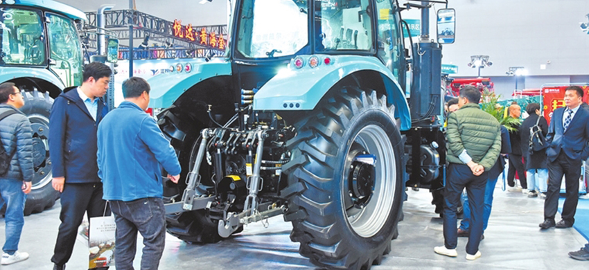 The 2024 China Agricultural Machinery Exhibition Opens in Zhumadian